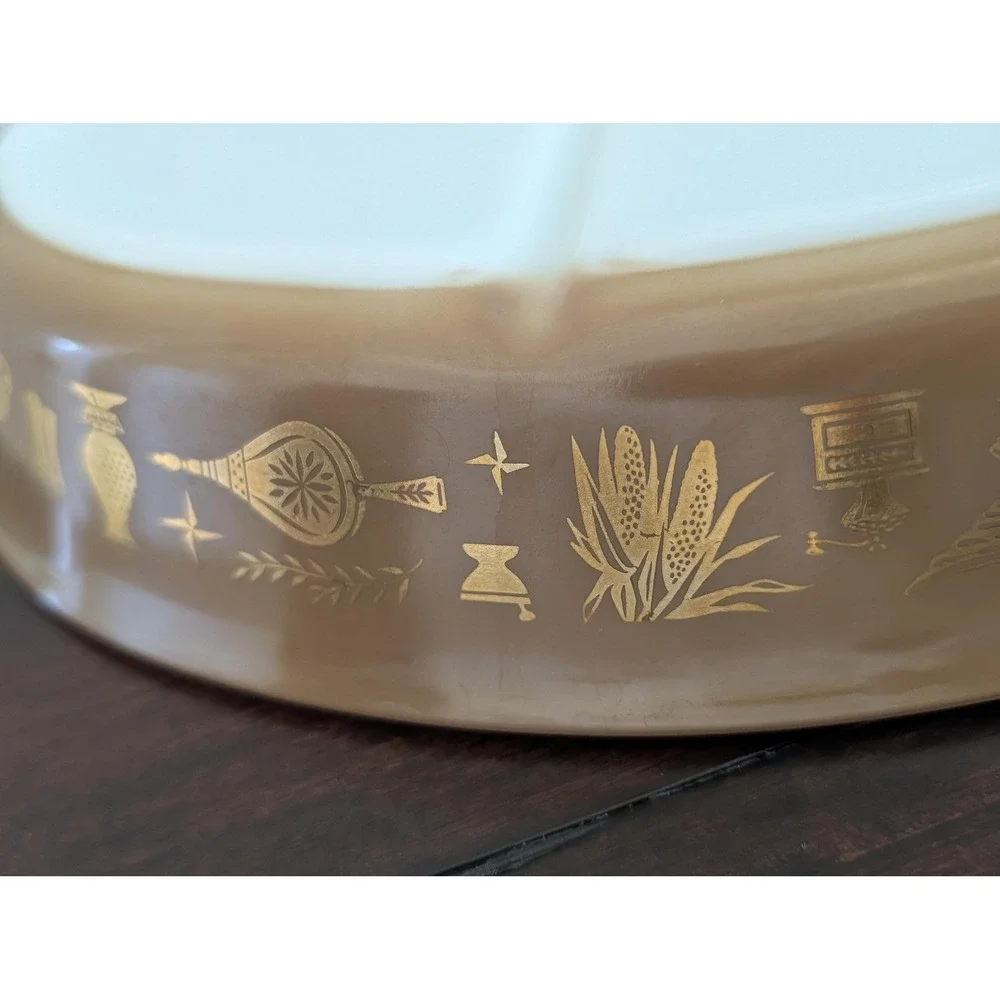 Vtg Pyrex Early American Divided Casserole Dish Clear Glass Lid 1.5 Quart Baking